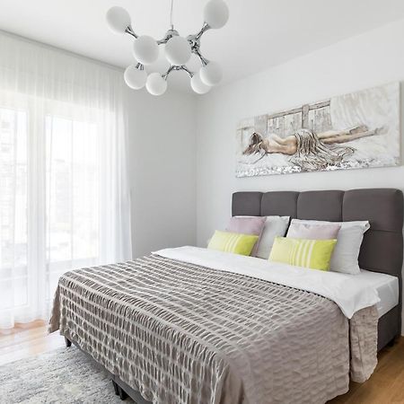 Elysian Zen Luxury Apartment - Two Bedroom Apartment With Terrace And Sea View Split Exterior photo